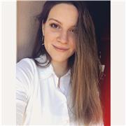 Studentessa all’ultimo anno della facoltà di giurisprudenza impartisce ripetizioni di inglese